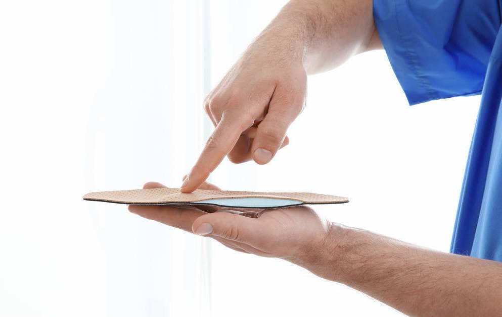 矫形扁平足的鞋垫如何制作的，使用有哪些注意事项？