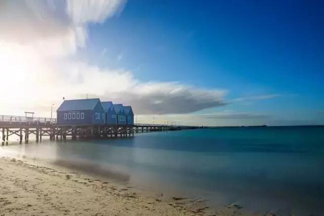 腾龙24-70g2与原厂比差距大吗,腾龙24-70g2拆解