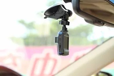 发生追尾怎么办,车祸防追尾注意事项及要点