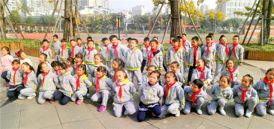 从三件班级小事看晋阳小学如何在新时*开代**展“润物式”德教