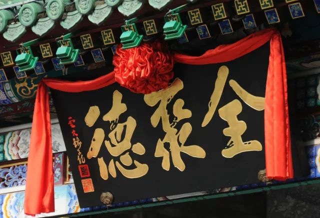 在寒冷的冬季运动时应该注意什么,在寒冷的地方冬天如何御寒