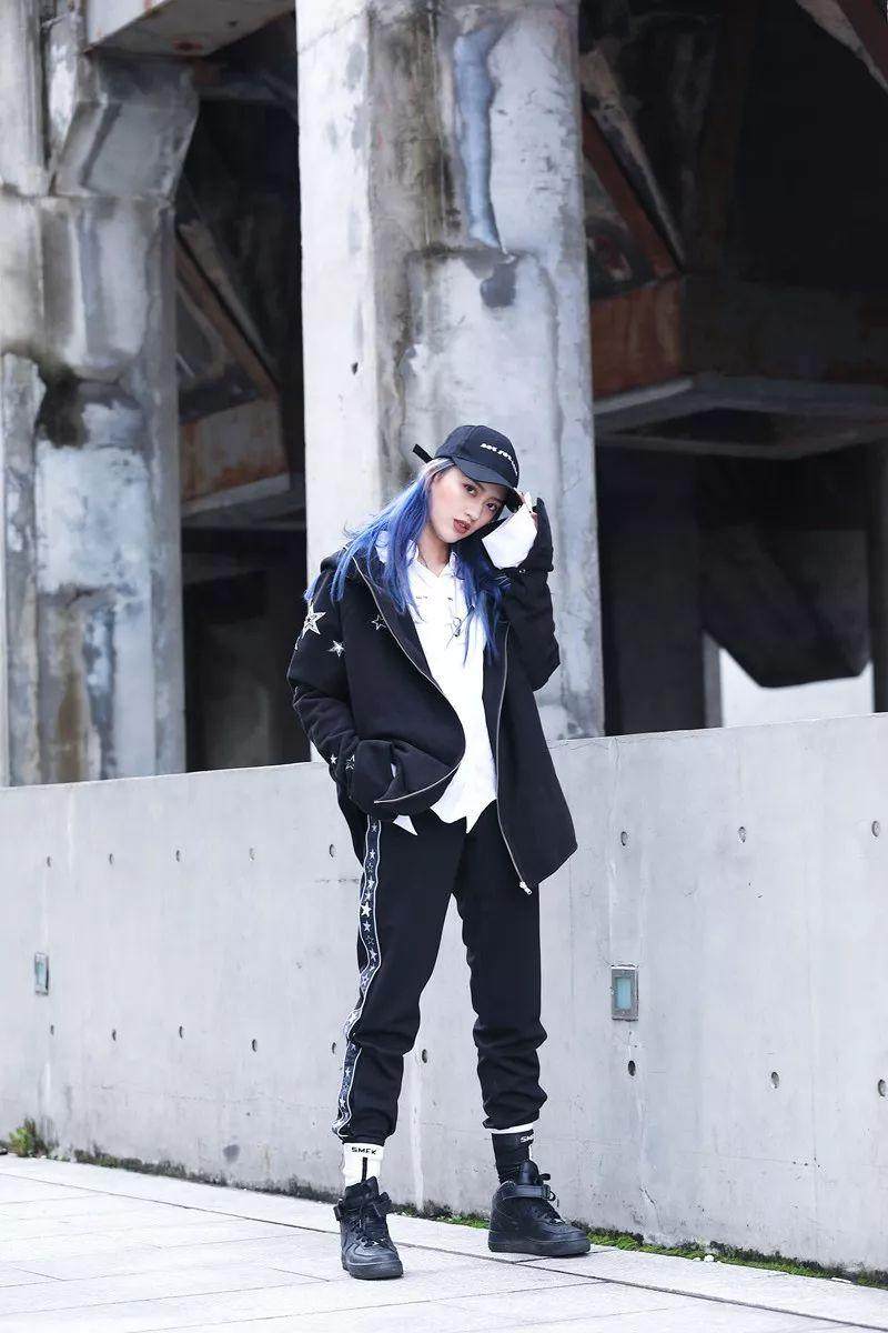 半个娱乐圈都爱的SMFK时尚战袍，和易烊千玺、潘玮柏穿情侣装啦！