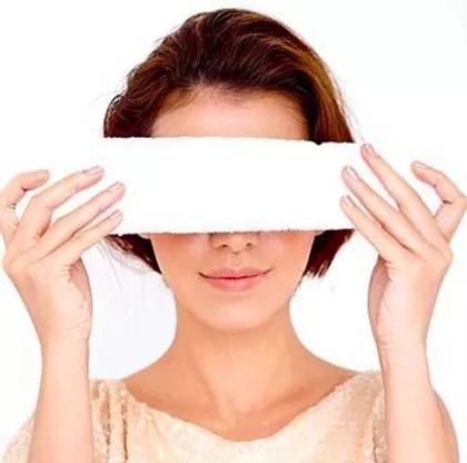 如何分清卧蚕和眼袋的区别图片,卧蚕和眼袋的区别到底是什么