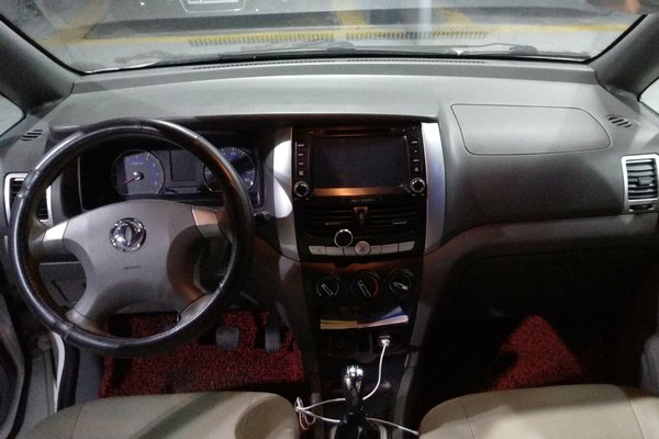 东风帅客能拉一吨货吗,东风帅客能载重多少