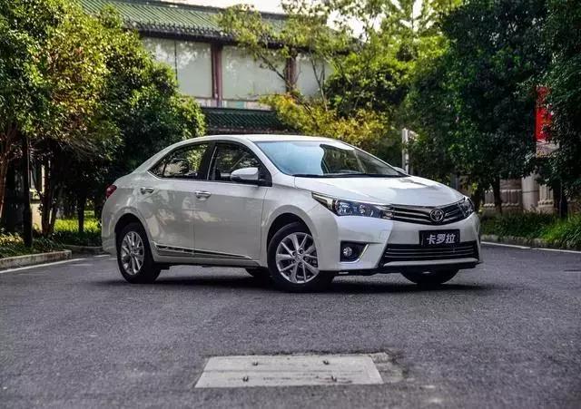 国外奔驰出租车和国内一样吗,哪个国家出租车都是奔驰宝马