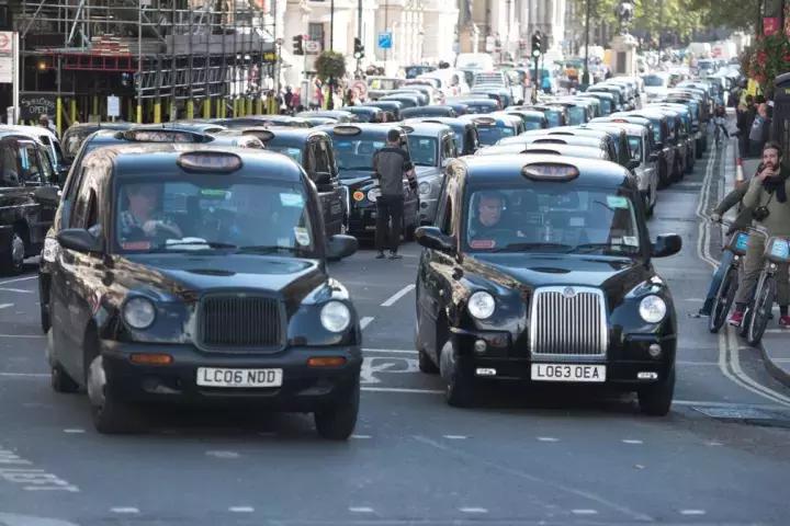 出租车最经典的车型,各国出租车车型大全