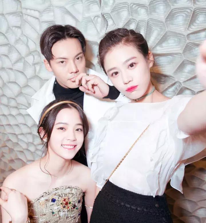 集装箱、手风琴、救生圈，还有什么是香奈儿不能做成手袋的吗？