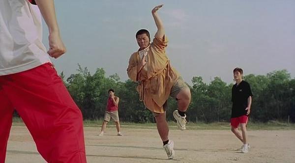 周星驰巅峰之作功夫最经典的片段,周星驰成名前精彩片段
