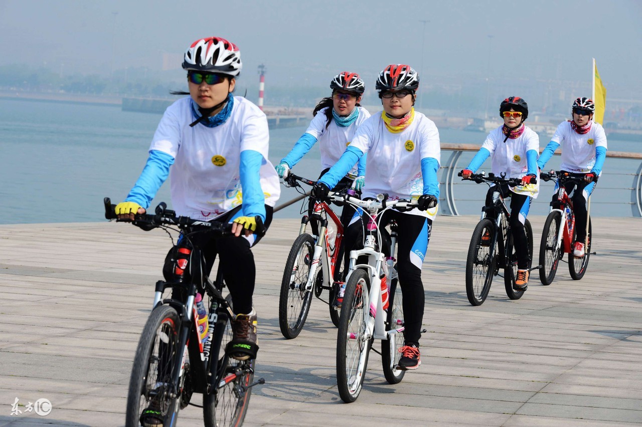 踩动感单车减肥还是开合跳减肥,动感单车减肥有用吗