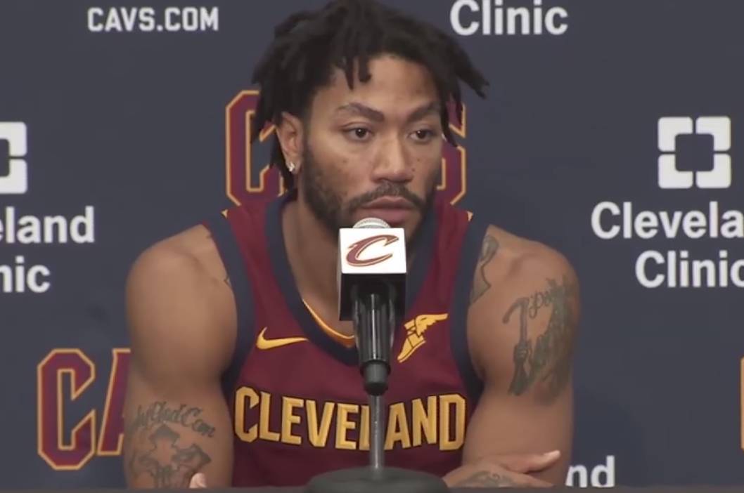 罗斯自曝左脚踝有骨刺需要动手术,罗斯受伤十字韧带后复出