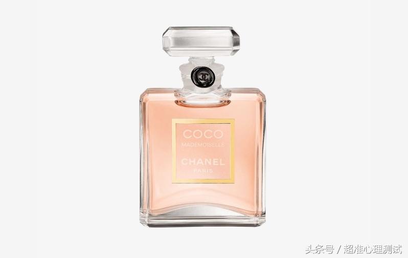 心理测试：四个香水瓶你最喜欢哪个？测你最容易爱上哪一种男人？
