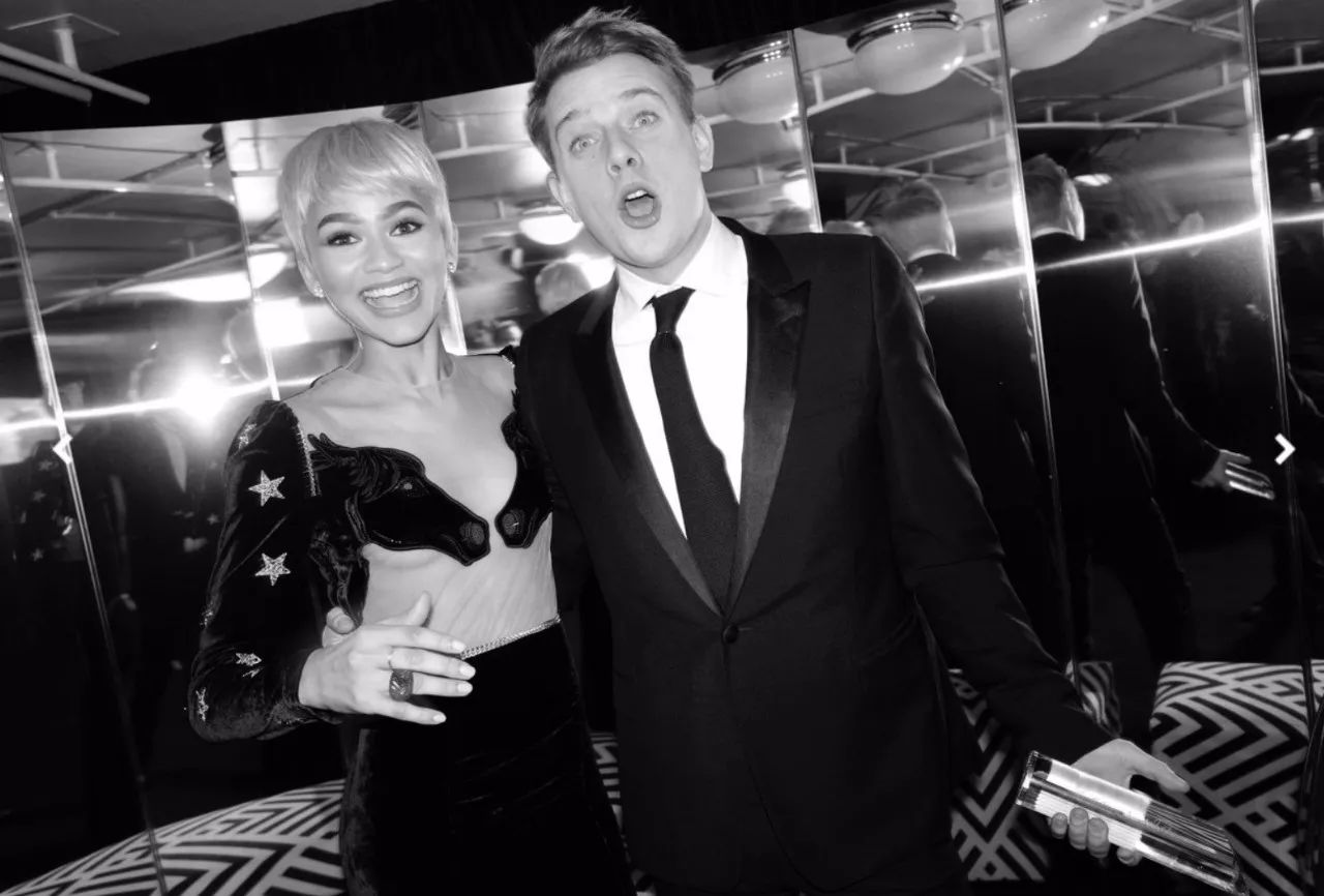 rihanna时髦精,rihanna个人品牌秀