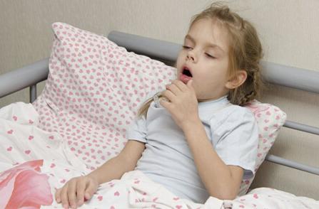 小宝贝吃吐了不舒服怎么办,小宝贝恶心吐是怎么回事