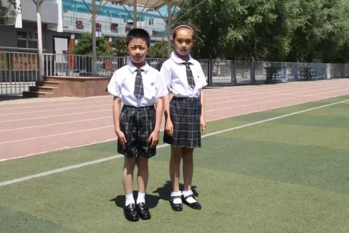 各个学校校服款式,今年学校最流行的校服