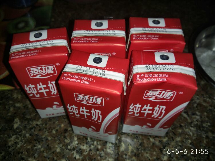 教大家利用纯牛奶做酸奶，想吃就自己做非常简单