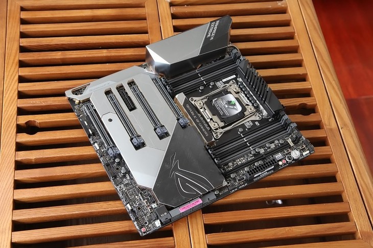 rog高端硬件,电子竞技设备品牌