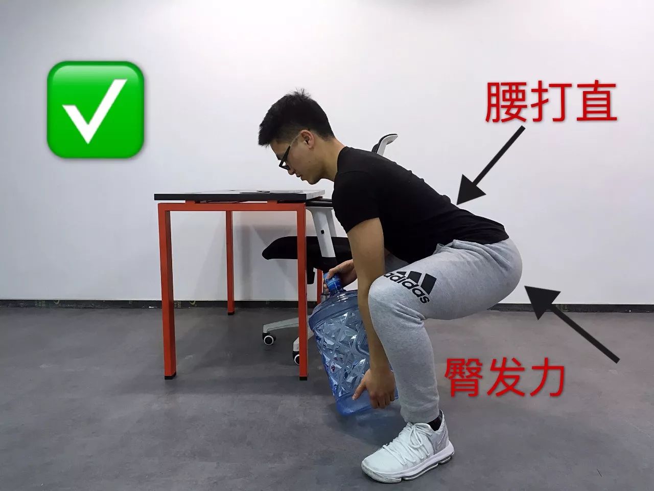 常坐办公室最好的健身方式,适合办公室久坐的健身动作