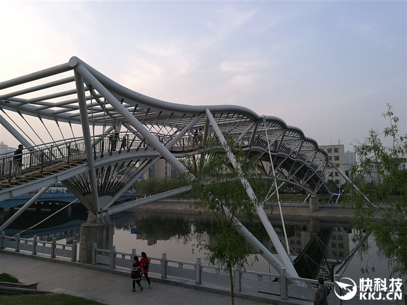 华为手机徕卡标准拍照,华为手机哪款是徕卡镜头