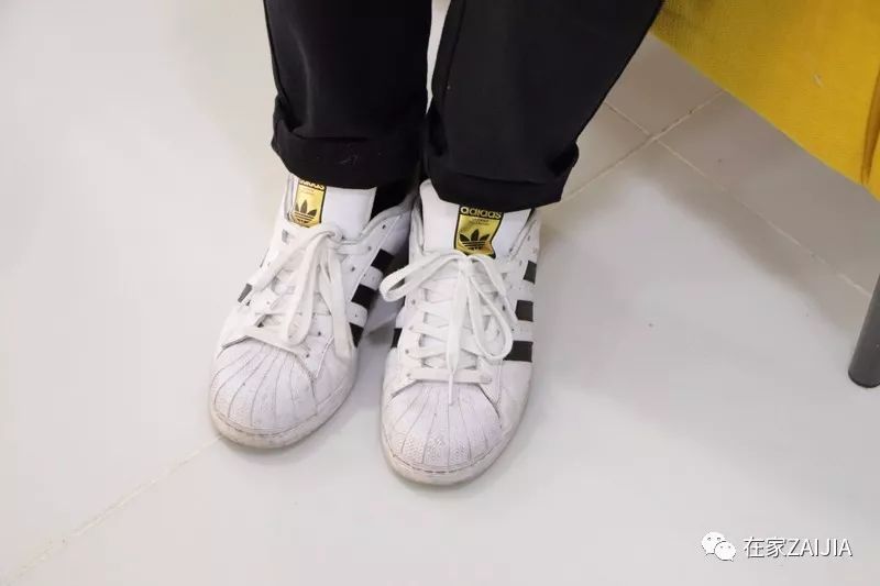 有一股臭臭的味道是怎么回事,家里又脏又臭的抹布