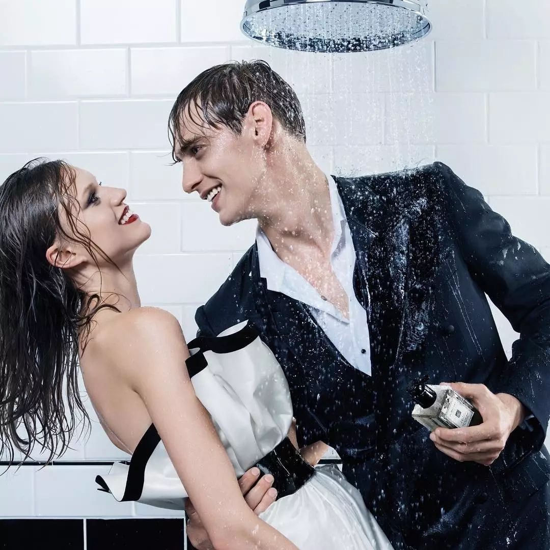 不做“白屑公举”！10款专业级水疗护理的沐浴油，拯救冬季尴尬！