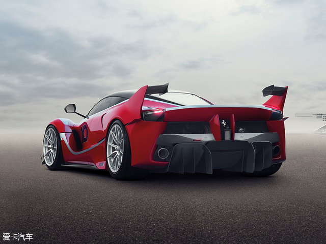 最美汽车盘点,爱卡年度汽车排行