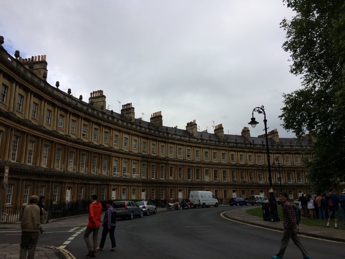 【已完结】英格兰苏格兰18日游记——美景、历史、足球、文化全体验（含挡风玻璃损坏以及车胎被扎处理经过）