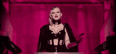 这家店在关门大吉之前YSL还专门为它推出性玩具！连GD也经常去逛~