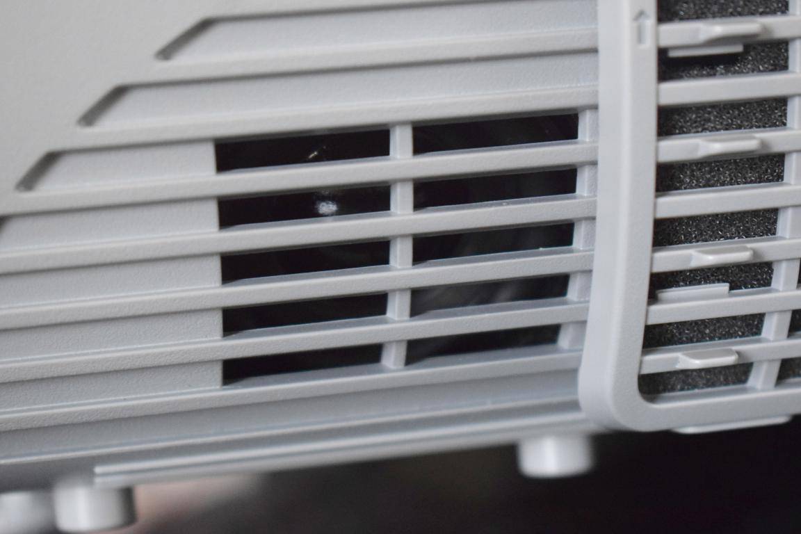 入门级家庭影院配置方案,优派px726hd投影机