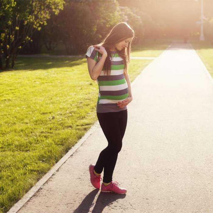 预产期临近胎儿没动静,预产期胎儿不发动正常么