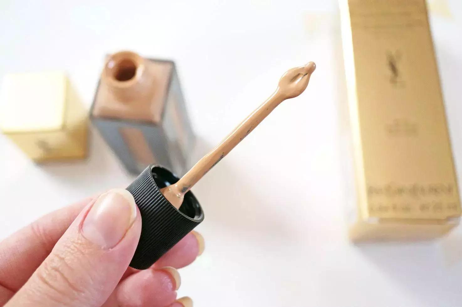 CPB、Dior等贵妇彩妆,真有吃土*党**专用平替款吗?