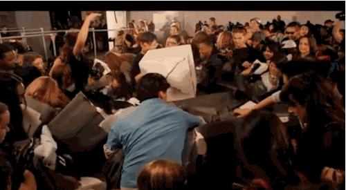 一个美国家庭一个月花销多少,一个美国的家庭