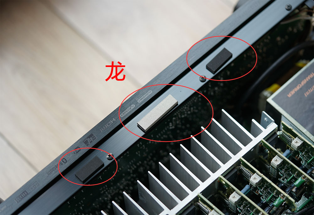 天龙AVR-X6400H和马兰士SR6012拆解！谈两台相差一万的AV功放区别