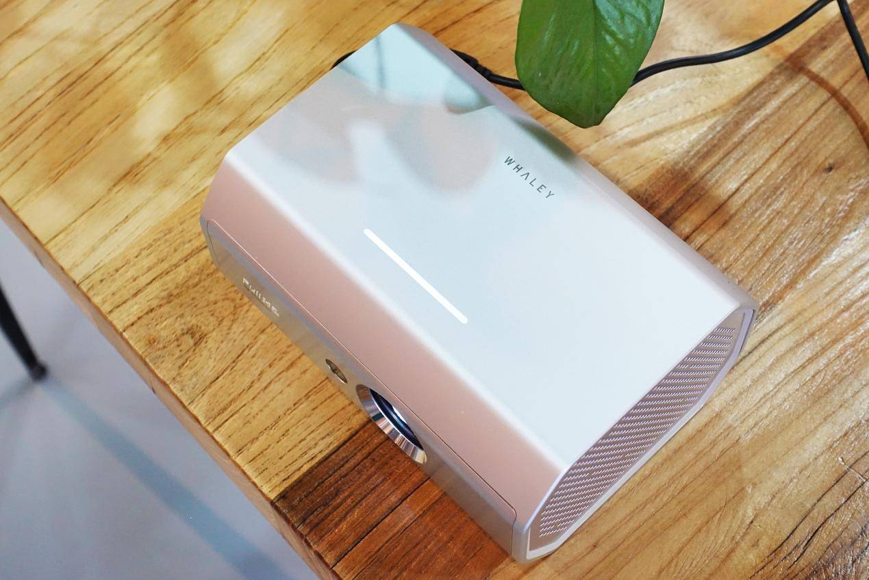 微鲸投影m1f1对比,微鲸投影仪f1使用说明