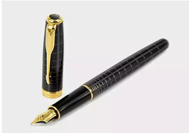 一支钢笔19.5元出售,一支钢笔2元