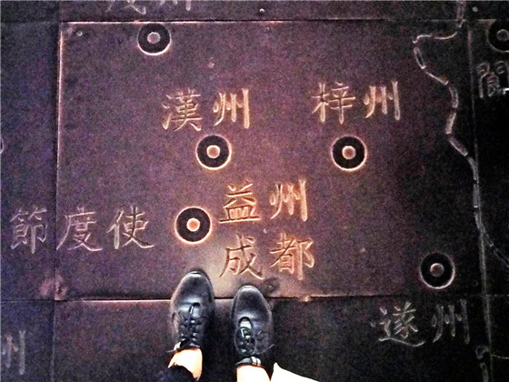 坐着高铁去西安，逛吃逛吃逛吃……