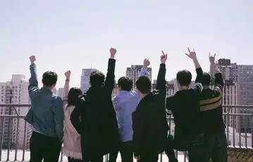 你是斜杠青年还是两栖青年,斜杠青年如何开启你的多重身份