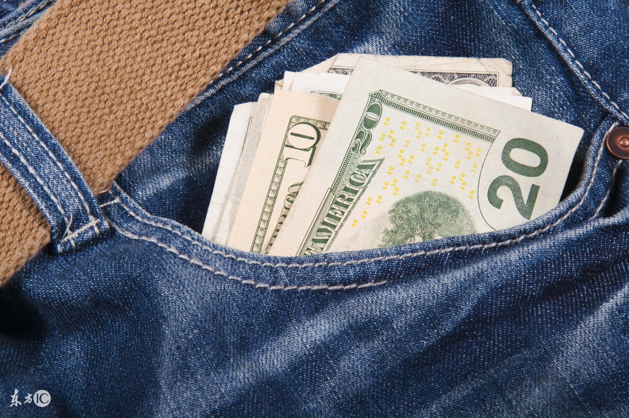 嘻哈风格的牛仔裤,嘻哈牛仔裤有多好穿