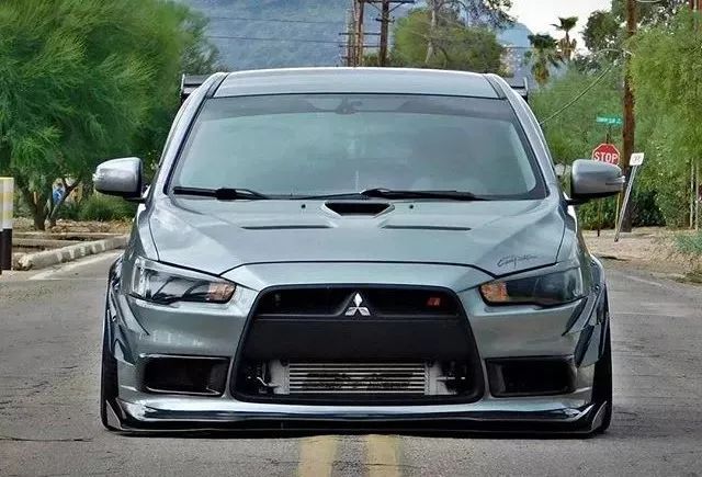 三菱evo对比翼神evo,三菱翼神改evo多少钱