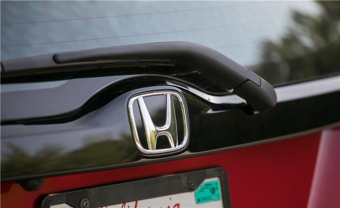 十万块钱买“超跑”图解海外全新飞度Sport