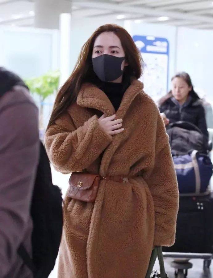 杨颖刘涛同款大衣,刘涛戚薇同台