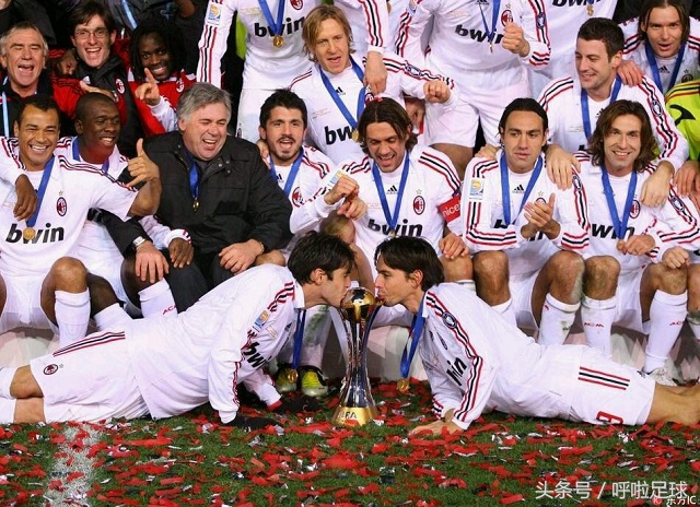 圣西罗王子退役,卡卡宣布退役流泪