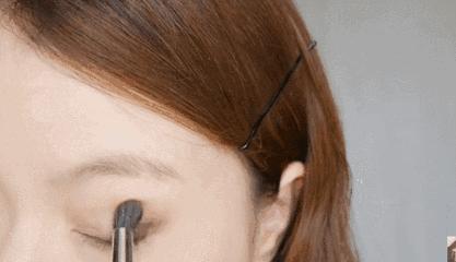 面试化妆技巧视频教程,面试妆容图解日系面试妆容教程