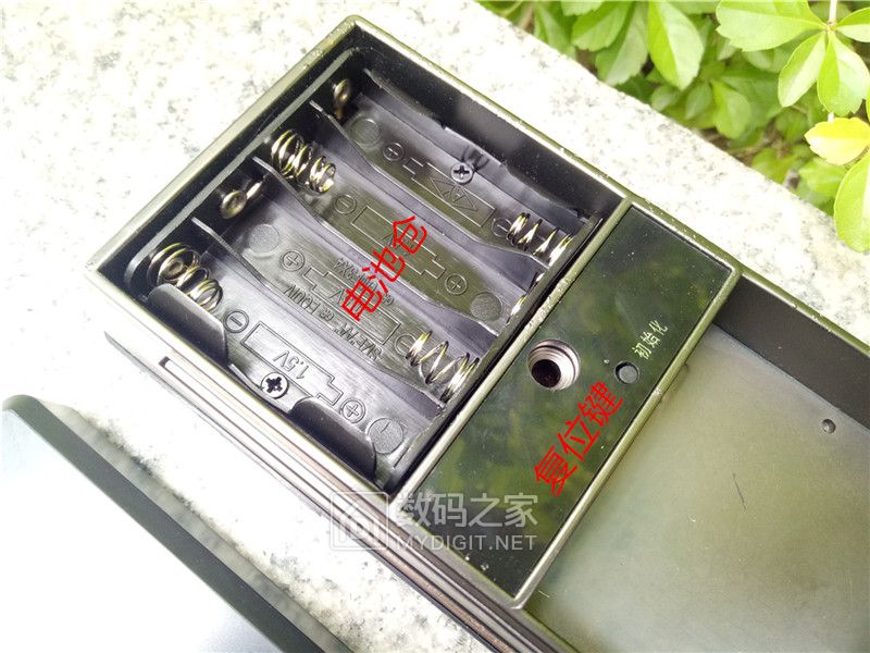 智能门锁容易被小偷无痕打开吗,智能门锁拆解图解