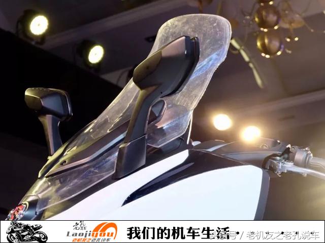 2024款光阳赛艇250踏板简介,20款光阳赛艇250机车评测