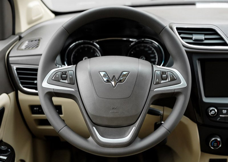 五菱宏光s1新款2018款报价及图片,五菱宏光s1新款2017款尊享型售价