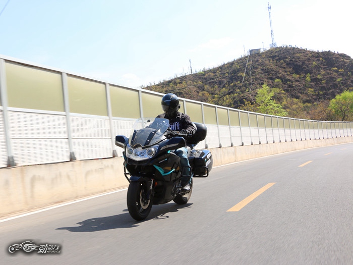 旅行车能不能自驾川藏,春风650国宾进藏旅游