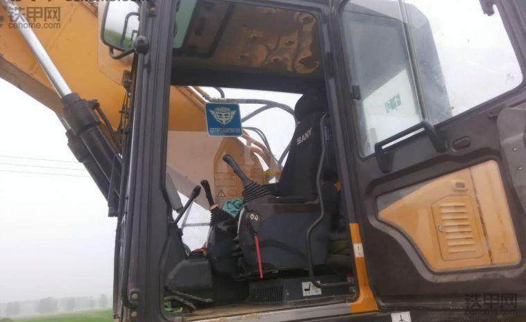 卡特彼勒挖掘机320d好用吗,三一挖掘机和卡特彼勒怎么选