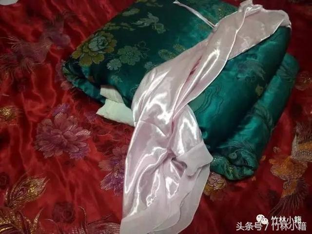 贫贱夫妻百事哀的婚姻真的很累,中年夫妻大多是将就