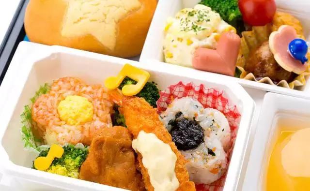 最新评选全球航空公司Top10,经济舱也能坐出头等舱的感觉!