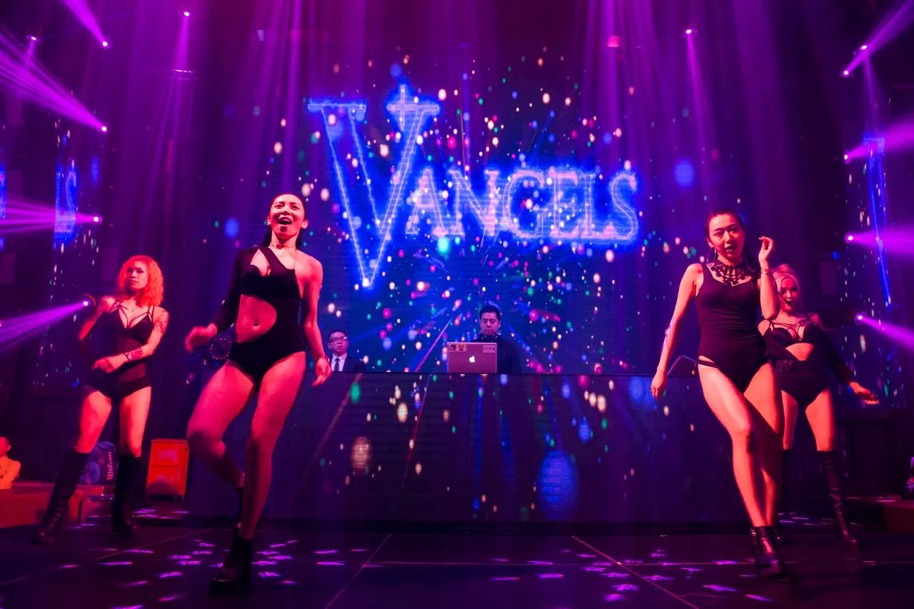 成都最好的电音酒吧,成都最顶尖酒吧视频